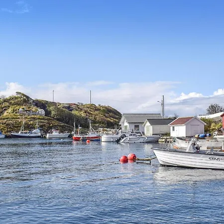 Amazing In Torvastad W/ Wifi And 3 Bedrooms Osnes